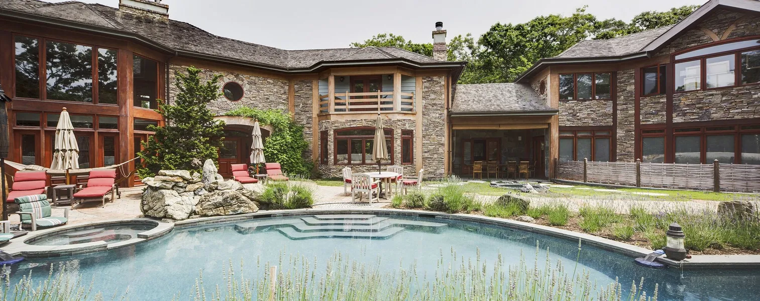 East Hampton Art House Bed & Breakfast hotel detail image 2