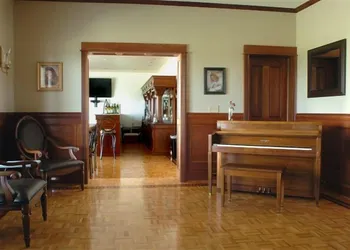 B & B Ranch hotel thumbnail 5