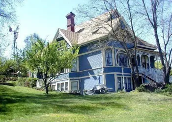 Robin's Nest Inn hotel thumbnail 6