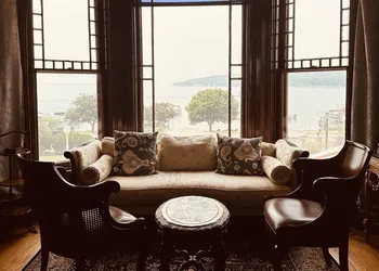 Baker House Hotel hotel thumbnail 3
