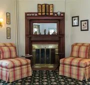The Elmhurst Inn hotel detail image 4