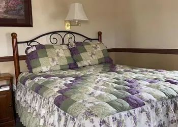 Homestead Lodging hotel thumbnail 7