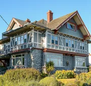 Dashwood Manor Seaside Bed & Breakfast hotel detail image 3