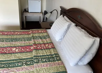 Villa West Motel hotel thumbnail 5
