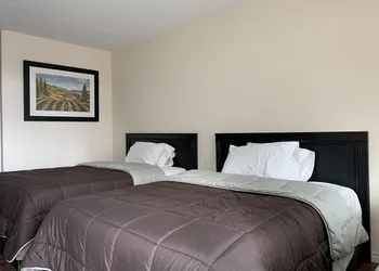 Langham Motel hotel thumbnail 8