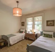 Belmont Blvd Bed and Breakfast hotel detail image 7