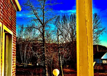 Red Rock Inn hotel thumbnail 2