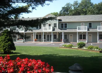 Cromwell Harbor Motel hotel thumbnail 3