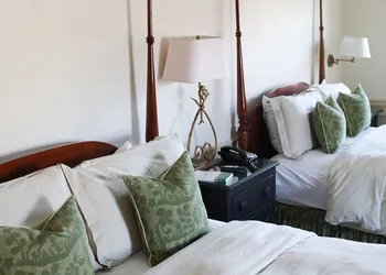 Golden Plough Inn At Peddlers Village hotel thumbnail 5