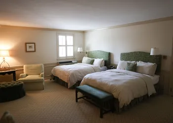 Golden Plough Inn At Peddlers Village hotel thumbnail 7