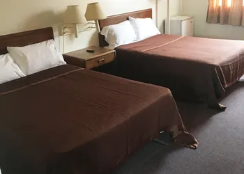 Village Motel hotel thumbnail 4