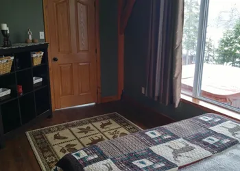 Strong Timbers B&B hotel thumbnail 6