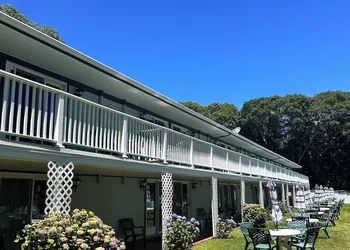Green Harbor Waterfront Lodging hotel thumbnail 3