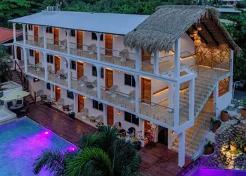 Bungalows Zicatela hotel thumbnail 3