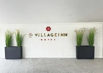 Village Inn hotel thumbnail 5