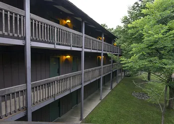 Greenbo Lake State Resort Park hotel thumbnail 2