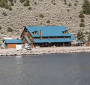 Aspen Cove resort hotel detail image 4
