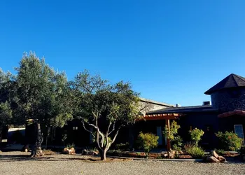 Casa Emiliana hotel thumbnail 3