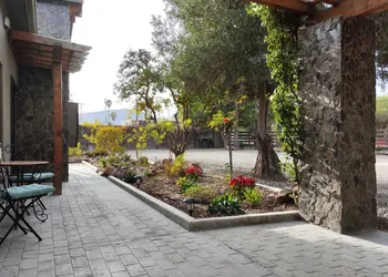 Casa Emiliana hotel thumbnail 8