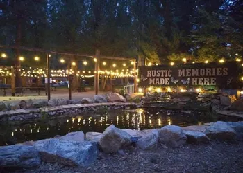 Grey Squirrel Resort hotel thumbnail 2