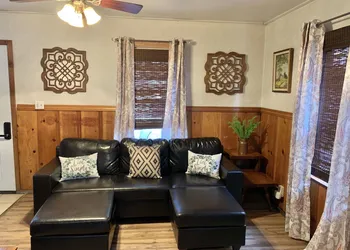 Grey Squirrel Resort hotel thumbnail 8