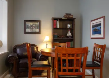 Sir Isaac Brock B&B Luxury Suites hotel thumbnail 6