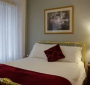 Sir Isaac Brock B&B Luxury Suites hotel detail image 7