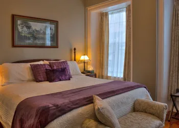 Sir Isaac Brock B&B Luxury Suites hotel thumbnail 8