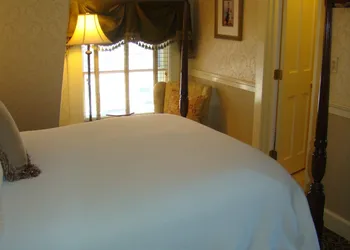 The Village Inn of Woodstock hotel thumbnail 6