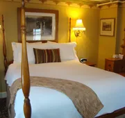 The Village Inn of Woodstock hotel detail image 7