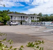Sunshine Inn hotel detail image 4