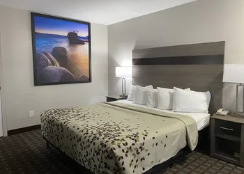 High Country Lodge hotel thumbnail 7