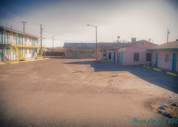 Bloomfield Motel hotel thumbnail 2