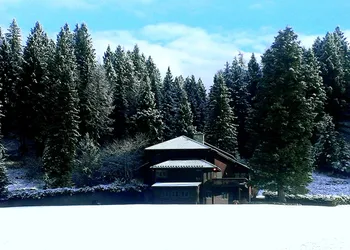 Bar W Guest Ranch hotel thumbnail 2