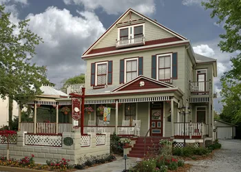 Cedar House Inn hotel thumbnail 2