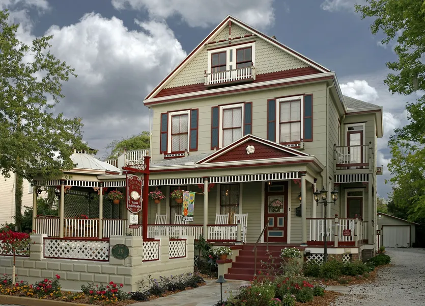 Cedar House Inn hotel detail image 2