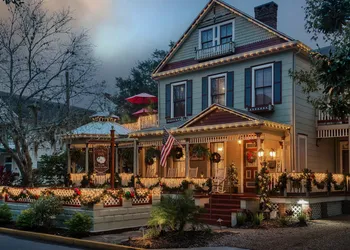 Cedar House Inn hotel thumbnail 3