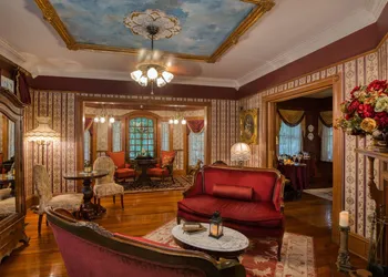 Cedar House Inn hotel thumbnail 4