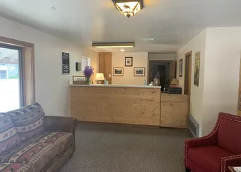 Golden Eagle Inn hotel thumbnail 3