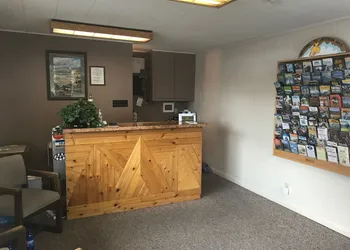 Four Winds Motel hotel thumbnail 4