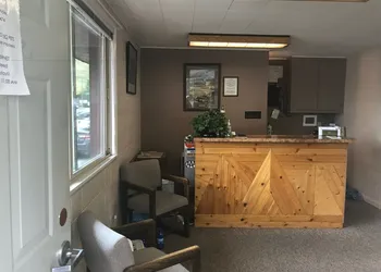 Four Winds Motel hotel thumbnail 5