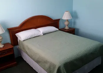 Sandpiper Motel hotel thumbnail 7