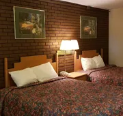 Americas Premier Inn hotel detail image 4