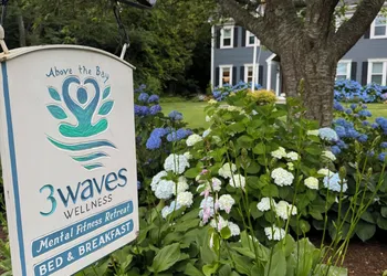 3 Waves Bed & Breakfast hotel thumbnail 3