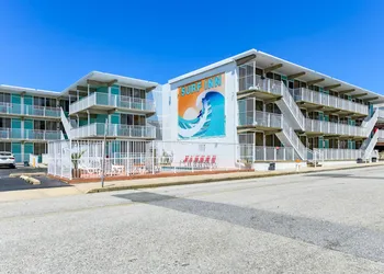 Surf Inn Suites hotel thumbnail 8