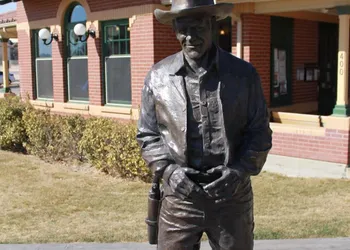 Wyatt Earp Hotel hotel thumbnail 8