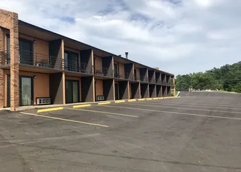 D'Arbonne Lake Motel hotel thumbnail 2