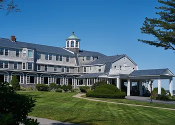 Black Point Inn hotel thumbnail 2