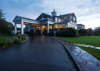 Black Point Inn hotel thumbnail 4