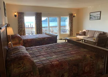 Waterfall Resort hotel thumbnail 7
